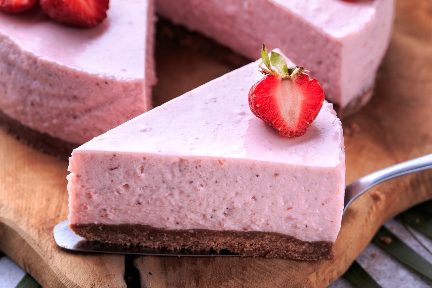 Berry Go Round Mousse Cake